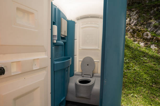 Portable Toilet Options We Offer in Darrington, WA